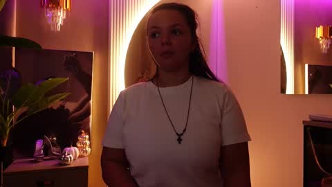 CelesteBailey online show from November 4, 4:33 am