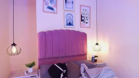 Snapshot of celestee15_ chatting on December 4, 11:19 am Celeste online show from December 4, 11:19 am