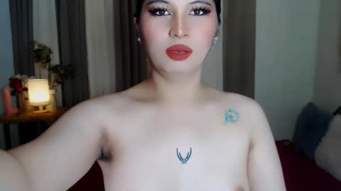 Snapshot of celestehollywood chatting on October 11, 8:57 am CELESTE IGYoshi Tian online show from October 11, 8:57 am