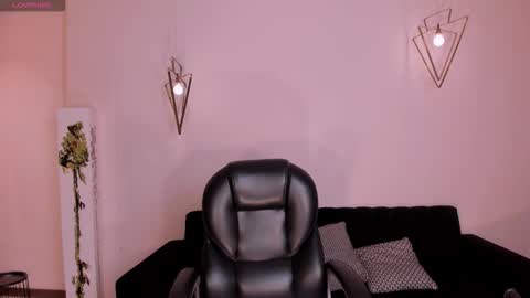 Snapshot of celestemoonx1 chatting on November 23, 3:17 am Celeste Moon online show from November 23, 3:17 am