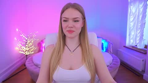 celestenoirr online show from March 12, 2:34 pm