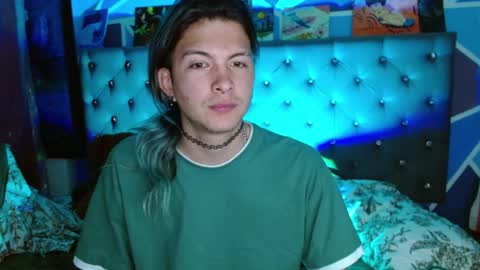 I am Valentinn online show from December 15, 8:02 pm