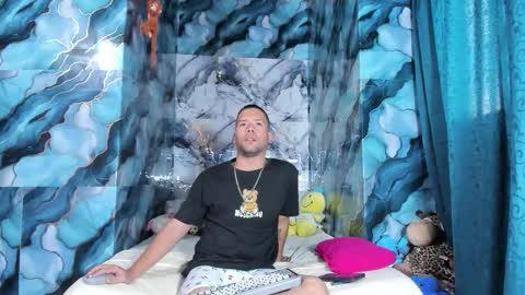 Snapshot of celesteyorucso1 chatting on October 16, 9:49 pm celesteyorucso1 online show from October 16, 9:49 pm