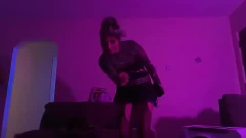 celestialillusions777 online show from October 18, 7:20 am