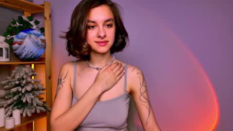  Celine  online show from December 20, 5:03 am