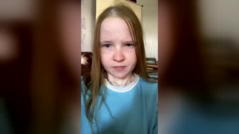 Snapshot of celine_kitty chatting on August 6, 11:23 am Celine Kitty online show from August 6, 11:23 am