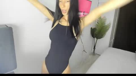 Snapshot of celine_roxelle chatting on July 24, 11:19 am Celine Roxelle online show from July 24, 11:19 am