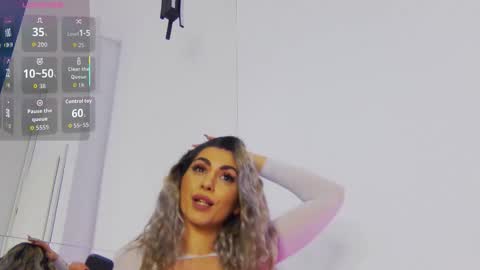 CelineMeyer online show from December 4, 6:44 am