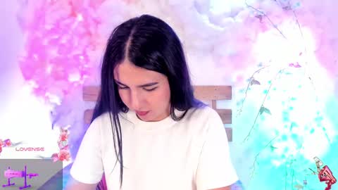 Snapshot of centaurigirls chatting on February 17, 5:32 pm Hello guys my name is Sofi and Lizzie and Vanessa online show from February 17, 5:32 pm