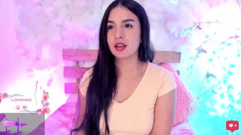 Snapshot of centaurigirls chatting on March 1, 6:11 pm Hello guys my name is Sofi and Lizzie and Vanessa online show from March 1, 6:11 pm