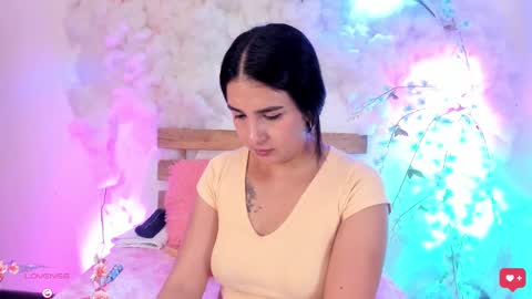 Snapshot of centaurigirls chatting on March 6, 1:27 am Hello guys my name is Sofi and Lizzie and Vanessa online show from March 6, 1:27 am