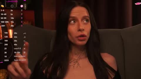 Casey online show from November 19, 9:48 pm