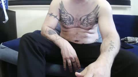 Snapshot of cezar46 chatting on October 24, 8:22 am cezar online show from October 24, 8:22 am