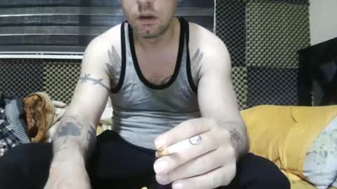 Snapshot of cezar46 chatting on October 30, 4:14 am cezar online show from October 30, 4:14 am