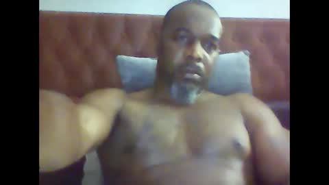 Snapshot of cflayv chatting on February 1, 9:51 pm cflayv online show from February 1, 9:51 pm