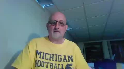 Snapshot of cfnm0968 chatting on October 20, 3:45 pm cfnm0968 online show from October 20, 3:45 pm