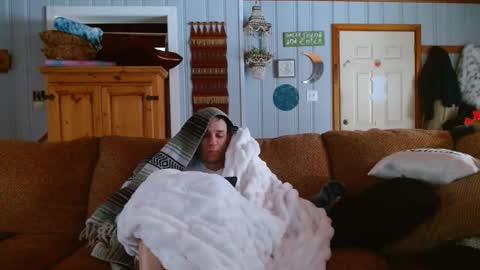 cguffey2284 online show from January 4, 7:44 pm