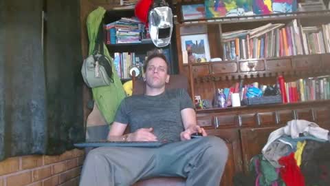 cguffey2284 online show from February 27, 3:14 am