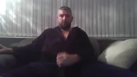 Snapshot of ch33ky85 chatting on November 22, 12:42 am ch33ky85 online show from November 22, 12:42 am