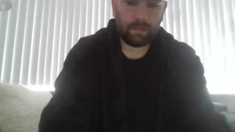 Snapshot of ch33ky85 chatting on December 1, 11:15 am ch33ky85 online show from December 1, 11:15 am