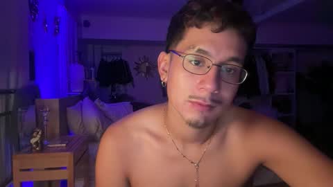 Kpapi online show from October 10, 7:18 am