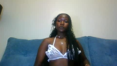 Snapshot of ch3rybery chatting on July 4, 8:26 pm ch3rybery online show from July 4, 8:26 pm
