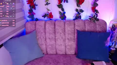 charlotte online show from December 15, 9:31 pm