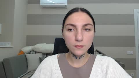 Kate online show from January 8, 7:03 am