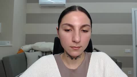 Kate online show from January 9, 4:49 pm