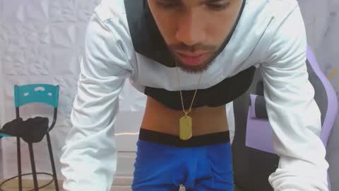 Snapshot of chacorta_ chatting on February 21, 1:12 pm chacorta_ online show from February 21, 1:12 pm