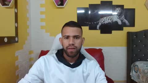 chacorta_ online show from April 2, 12:58 pm