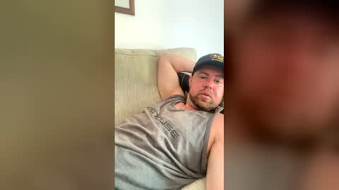 Snapshot of chad25old chatting on May 18, 6:36 pm chad25old online show from May 18, 6:36 pm