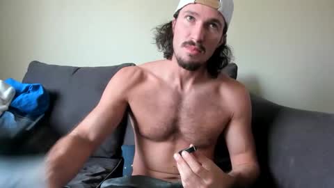 Snapshot of chadpowerz chatting on March 28, 5:56 pm Lydong online show from March 28, 5:56 pm