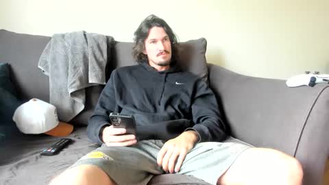 Snapshot of chadpowerz chatting on April 10, 2:55 pm Lydong online show from April 10, 2:55 pm