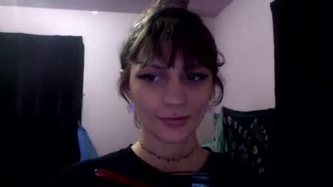 Snapshot of chaicutie chatting on April 22, 5:36 pm chaia online show from April 22, 5:36 pm