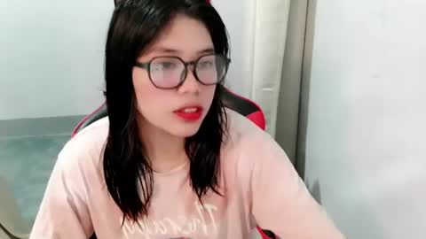 Snapshot of chakadal_xx chatting on February 5, 12:10 pm chakadal_xx online show from February 5, 12:10 pm