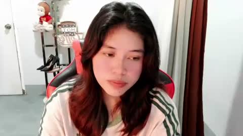 Snapshot of chakadal_xx chatting on February 17, 2:02 pm chakadal_xx online show from February 17, 2:02 pm