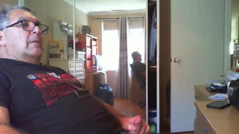 Chalky online show from November 16, 2:50 am