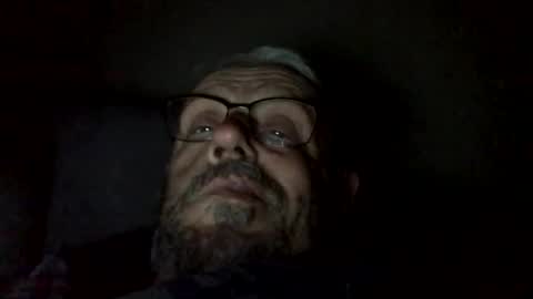 Snapshot of challe53 chatting on April 14, 2:17 am challe online show from April 14, 2:17 am