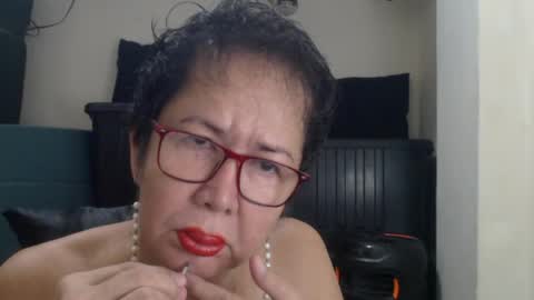 Snapshot of champaka123 chatting on July 23, 1:58 am champaka online show from July 23, 1:58 am