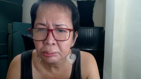 Snapshot of champaka123 chatting on July 27, 1:34 am champaka online show from July 27, 1:34 am