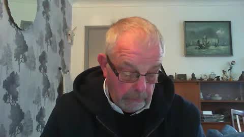 Snapshot of champers37 chatting on January 7, 9:40 am Champers online show from January 7, 9:40 am