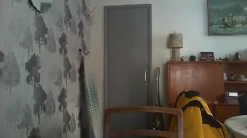 Snapshot of champers37 chatting on February 5, 10:08 am Champers online show from February 5, 10:08 am