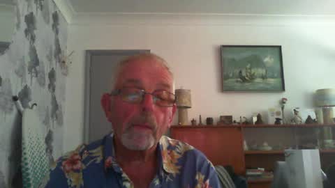 Snapshot of champers37 chatting on June 22, 10:56 am Champers online show from June 22, 10:56 am