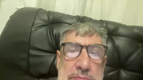 champsex305610 online show from April 9, 6:13 pm