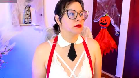 chanell online show from October 26, 10:54 am