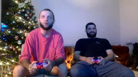 TATS AND TANNED online show from December 2, 12:30 am