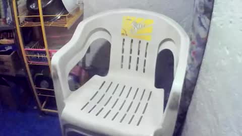 Snapshot of changoleonzote chatting on April 6, 7:37 pm changoleonzote online show from April 6, 7:37 pm