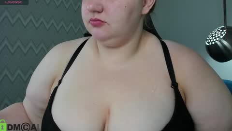 channaa_le online show from September 18, 1:18 am