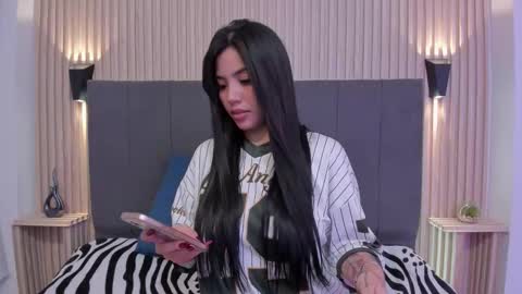 Snapshot of channeljonson chatting on October 30, 4:36 am Channel online show from October 30, 4:36 am